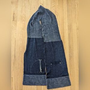 Marc By Marc Jacobs Navy and Cream Striped Knit Scarf